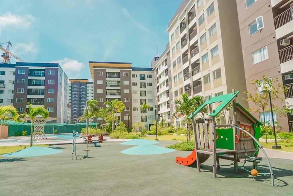 Avida Atria T2-F ,5Mins To Festive Walk And 4 Mins To Iloilo Convention Center Exterior foto
