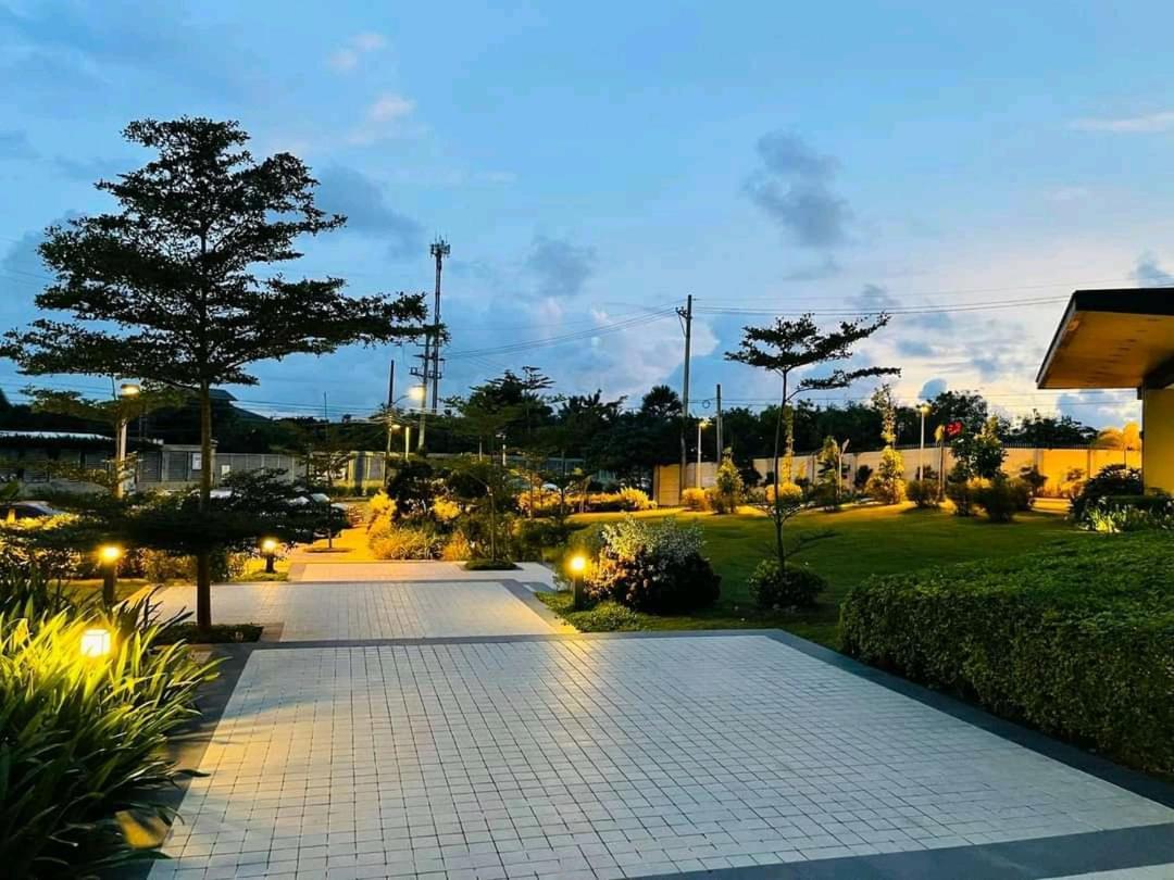 Avida Atria T2-F ,5Mins To Festive Walk And 4 Mins To Iloilo Convention Center Exterior foto